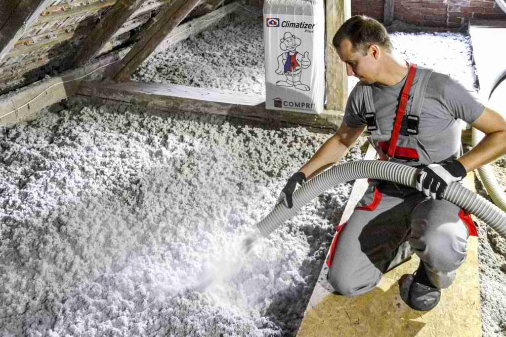 foukaná izolace na půdu